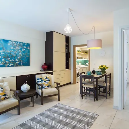 Didi's Apartment